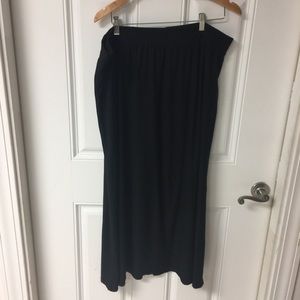 Black Super Soft Maxi
